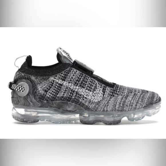 Nike Air VaporMax 2020 Flyknit Oreo Mens Size